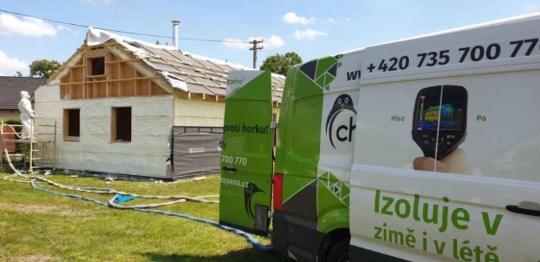 Insulation and roofing work