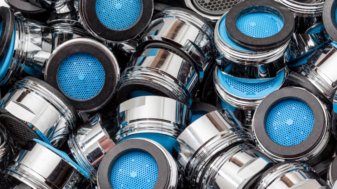 Aerators with blue filters