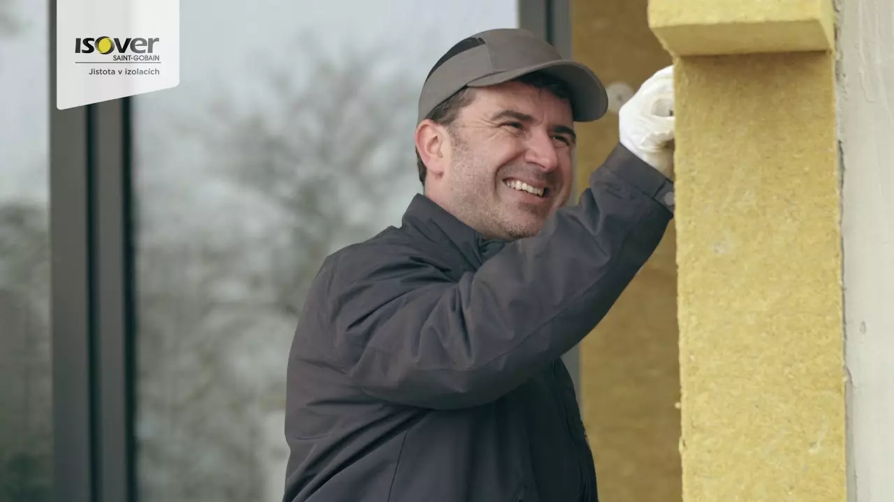 Montáž fasádní minerální vaty na stěnu