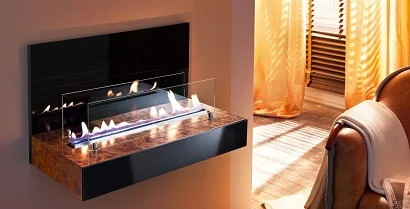 Modern krb na biolíh s plameny v interiéru