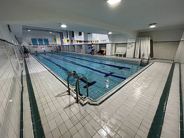 Indoor swimming pool