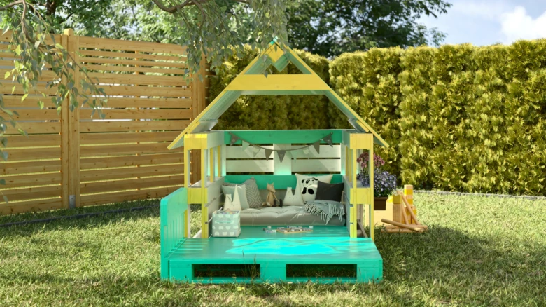 Pallet playhouse with cushions